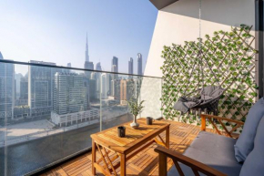 GuestReady - Lux home with skyline view